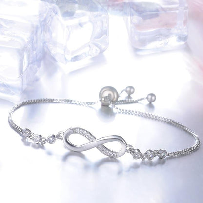 Bracciale regolabile Infinity in argento 
