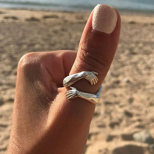 Anello Hug regolabile in argento 