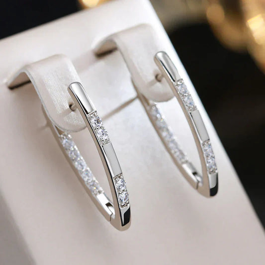 Eleganti orecchini in zirconia in oro 