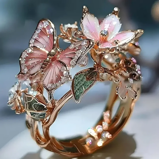 Anello con zirconi a forma di farfalla luminosa della natura